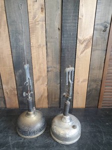 2 Coleman Quick Lite Table Lamp Lanterns