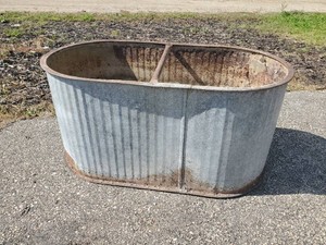 Medium Size Vintage Water Trough - Perfect for Raised Garden