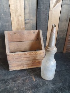 Very Cool Oil Bottle Dispensor & 2 Bottle Wall Rack