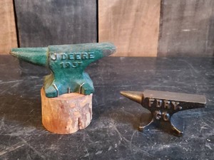 2 collectable minniature Salesman Sample Anvils John Deere and Fargo