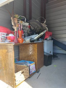 10 X 12 STORAGE UNIT