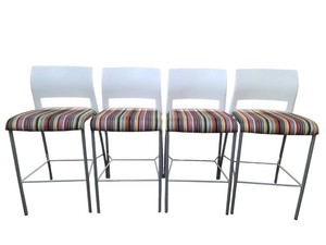 Ser of 4 Steelcase Move Armless Caf  Bar Height Stools Retail price $699