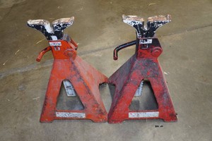 MAC Tools 5-Ton Floor Jacks