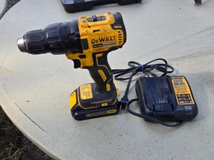 DeWalt DCD777 20V Max Brushless Cordless Drill Driver with Charger