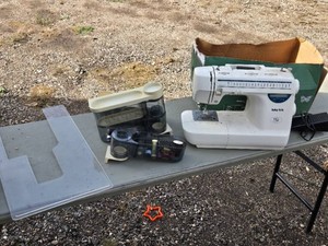 Baby Lock Pro Line Sewing Machine with Accessories and Thread