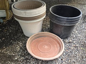 Garden Planters and Saucer - Assorted Plastic Planters with Saucer for Plants