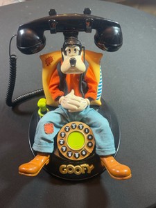 Goofy telephone By TelemaniaDirt  dust  light scratches  Untested
