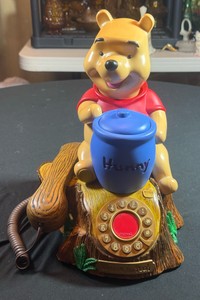 Winnie the Pooh Telephone By Telemania Dirt  dust  untested