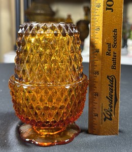 VINTAGE Indiana Glass amber fairy lamp featuring a textured diamond point pattern. 5.25