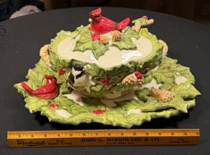 CRACKER BARREL WINTER BIRDS SOUP TUREEN with matching plateSigns of crazing and wear
