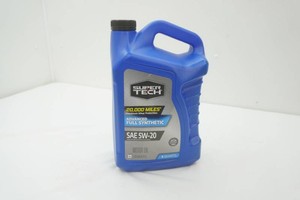 full 5 quart container Super Tech Full Synthetic SAE 5W-20 motor oil