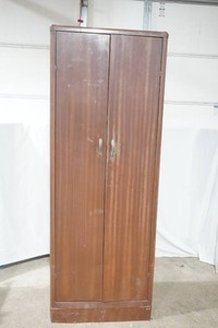 metal storage cabinet with 2 doors and 5 shelves 20 x 26 x 70