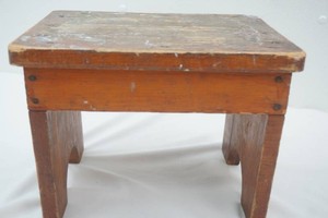 primitive wood bench 9 x 12 x 9