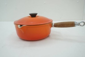 LeCreuset 20 enamel cast iron sauce pan