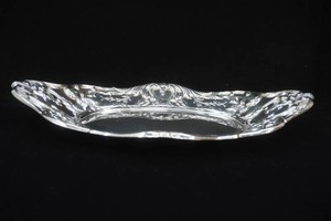 vintage ornate oval #1650 bred tray from the iconic Grand Victorian patter by Wallce Silversmiths
