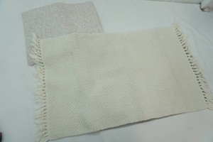 2 rugs 20 x 36 and 14 x 18