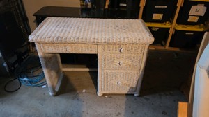 Vintage White Wicker Desk with 4 Drawers