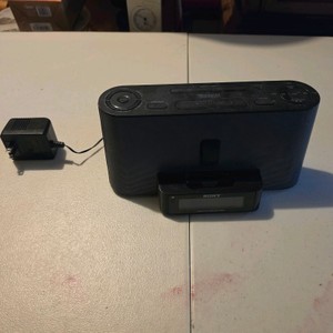 Sony Dream Machine Alarm Clock Radio with iPodiPhone Dock & Power Adapter