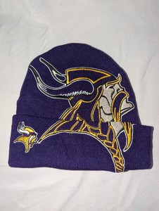 Minnesota Vikings Embroidered Knit Beanie