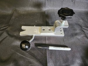 Aluminum Adjustable Clamping Fixture With Hand Knob