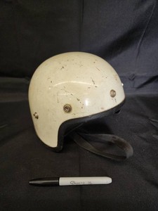 Protective Helmet With DS D-4 Marking