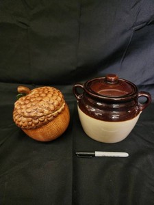 Ceramic Acorn Container & Covered Casserole Mixed Lot