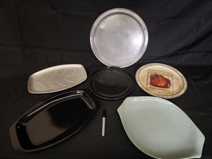 Nordic Ware, Fruit of the Loom & Assorted Serving Pieces Mixed Lot