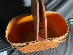 255 - Woven Picnic Basket with Wooden Lid