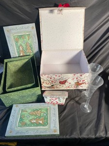 316 - Holiday Gift Boxes & Clear Cone Vases (Lot of 7)