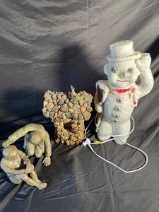 318 - Garden Figurines Mixed Lot of 4 Snowman and Stone Pieces