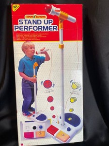 424 - Soun Stations Stand Up Performer Karaoke Toy