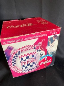 574 - Coca-Cola 8-Piece Stoneware Snack Set