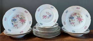 DR - Vintage TK Thun Czechoslovakia Porcelain Plates - Natalie Shape, Floral