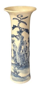 LLB - Vintage Asian Style Blue & White Porcelain Trumpet Vase
