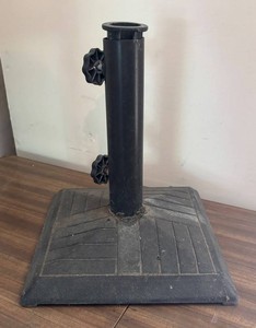 G - Umbrella Stand - Black Adjustable Pole Base