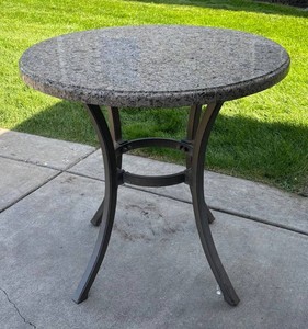 G - Pretty Patio Table