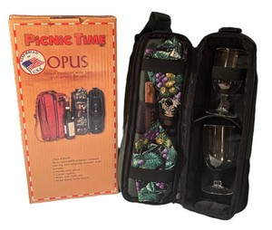 LLS5 - Wine Tote - Opus Picnic Time Service for Two