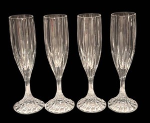 LLB - Set of 4 Mikasa Park Lane Champagne Flutes