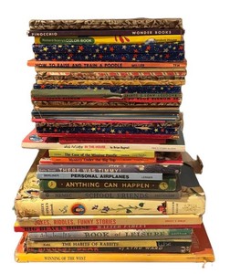 LL - Vintage Childrens Books - Richard Scarry, Pinocchio & Classic Stories
