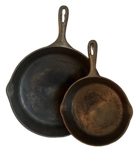 LR - 8in & 10in Cast-Iron Skillets