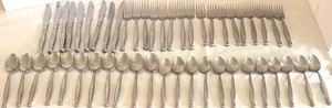 DR - Oneida Act 1 Flatware Set