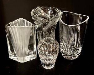 FR - Crystal Vase Mixed Lot - Sculptural & Faceted Designs (Lot of 4)