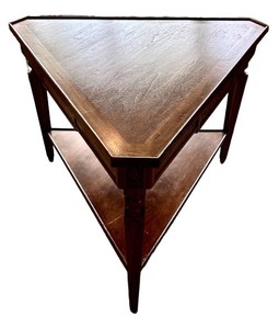 LR - Vintage Heritage Henredon Corner End Table