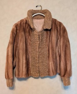 B1 - Vintage Womens Fur Jacket - Brown Knit Collar & Cuffs