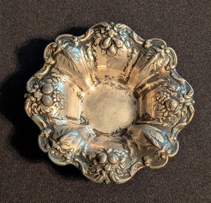 O - Vintage Sterling Silver Dish - Reed & Barton Francis I X569