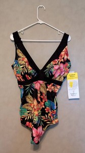 B1 - Womens One-Piece Swimsuit - New Longitude Size 22