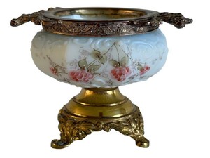 LR - Antique Pin Dish - Wavecrest Opalescent Glass Floral