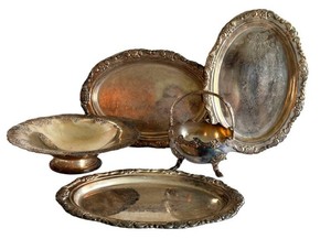 LR - Silverplate Serving Set - 1847 Rogers Bros Peacock Tray & Mixed Pieces (Lot of 5)