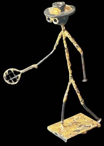 FR - Vintage Brutalist Style  Metal Sculpture Tennis Player