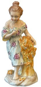 FR - Vintage  Figurine Girl With Wheat Sheaf